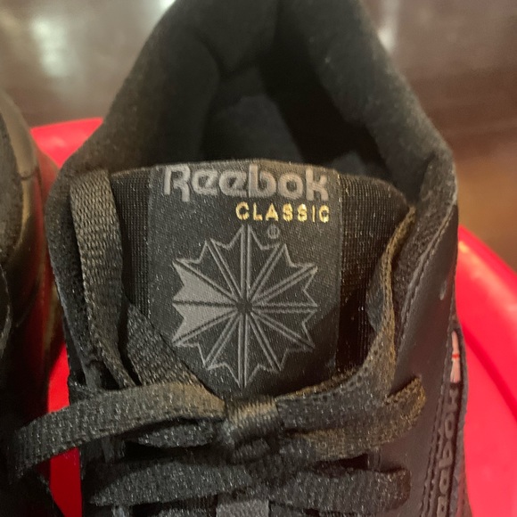 Men’s Reebok Classic - Picture 5 of 7